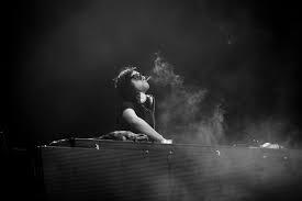 YO SKRILL Drop it hard download