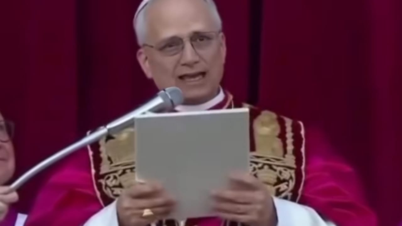 Pope reading Brainrot