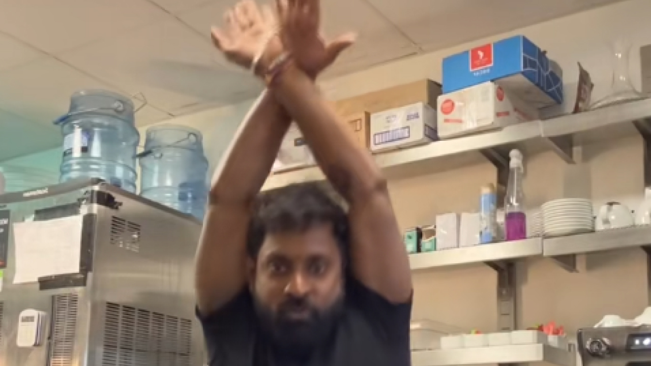 guy screaming - MP3 Download